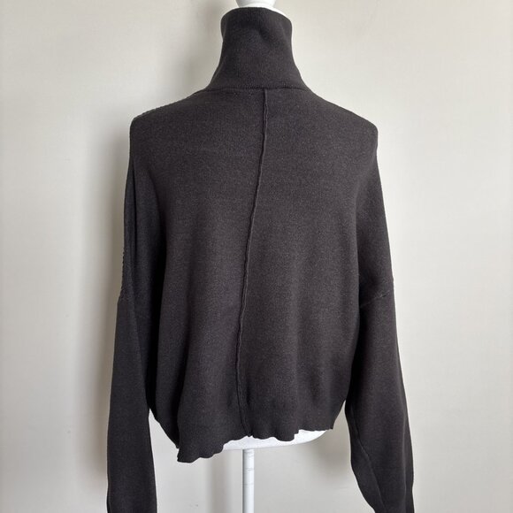 Elie Tahari Knit grey 1/4 zip Pullover cropped Sweater XLarge - Picture 7 of 12